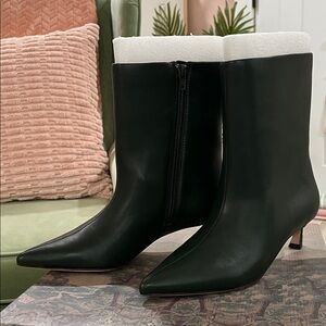 Chic Dark Green Heeled Boots
